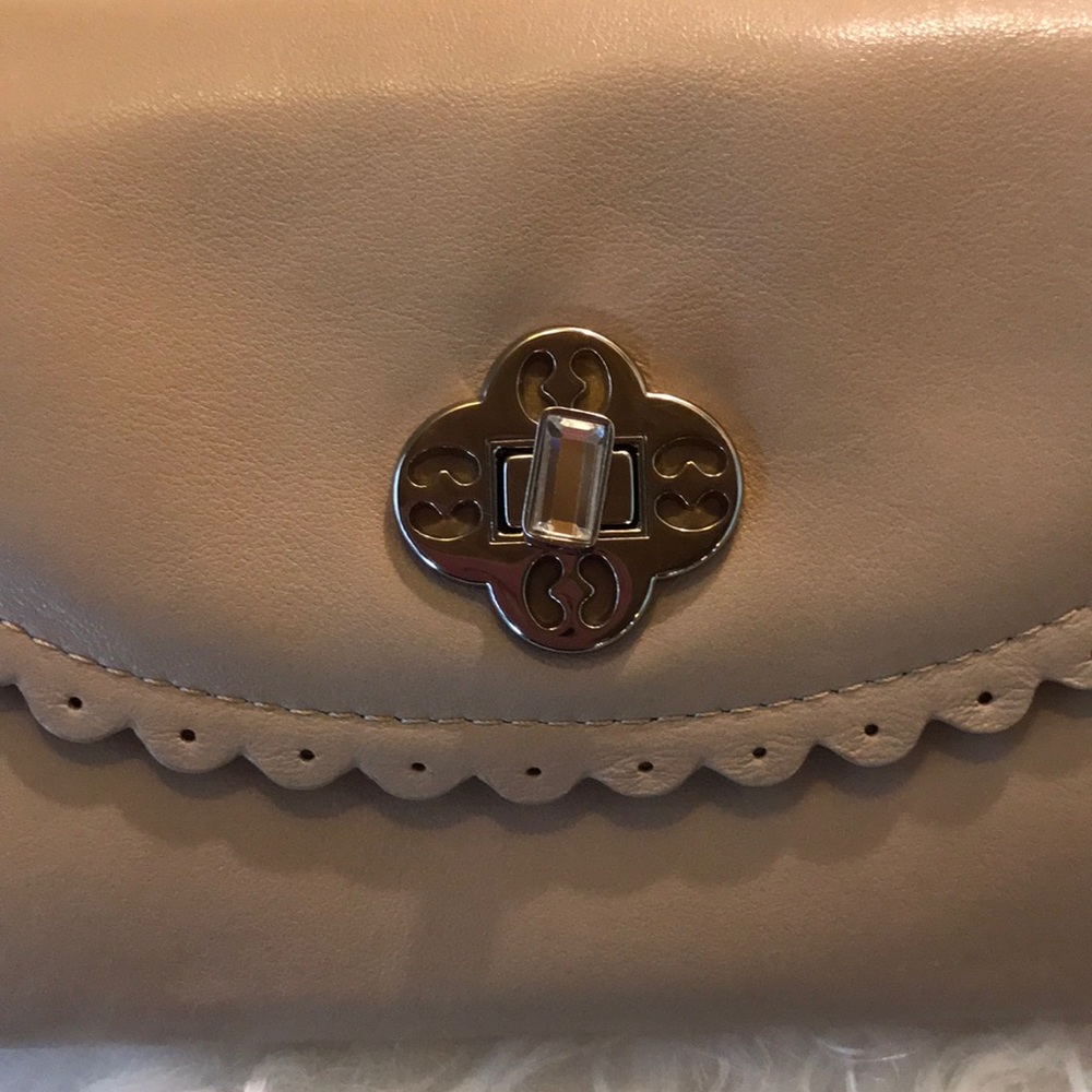My Flat In London crossbody leather wallet - Picture 4 of 4